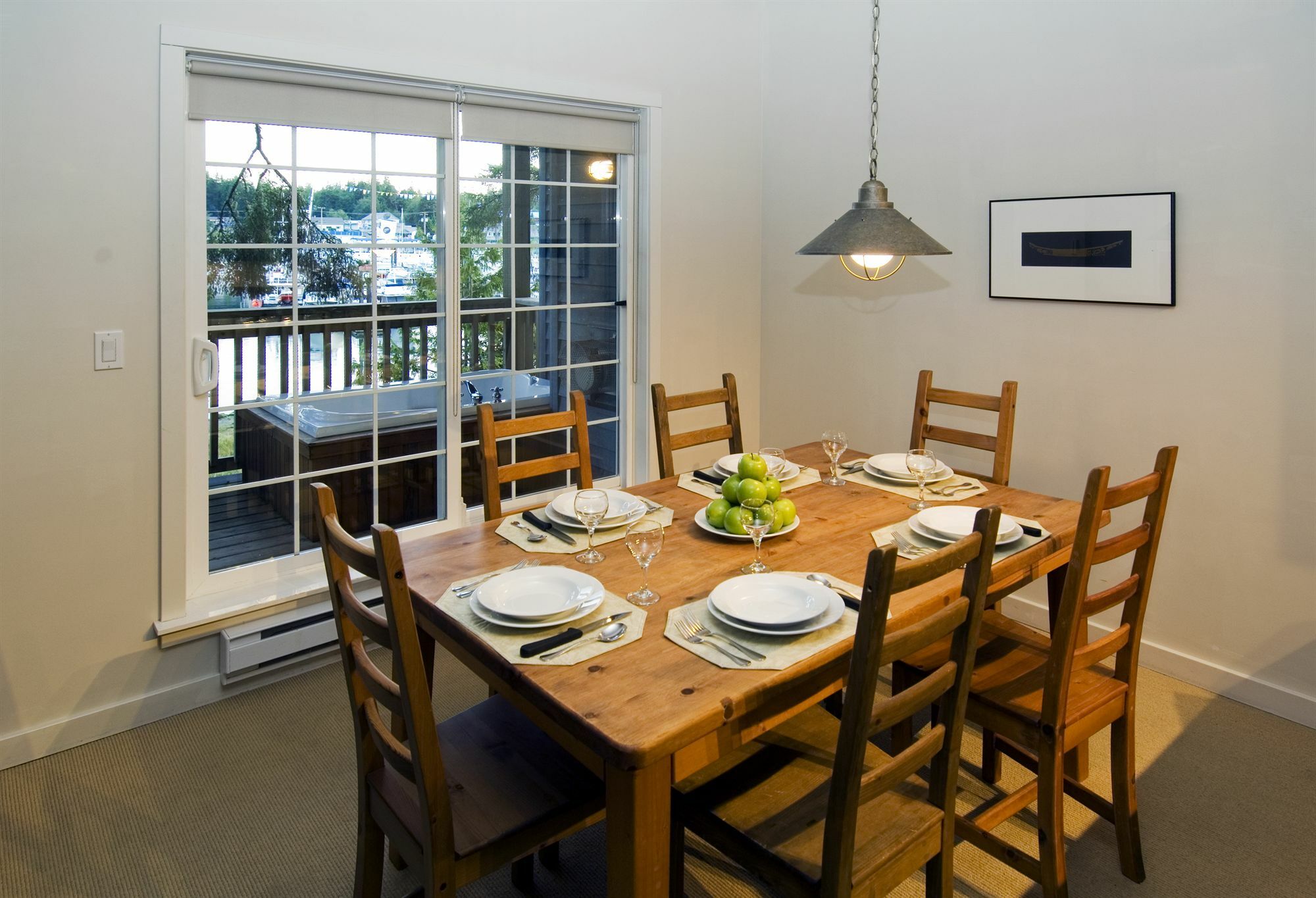 Waters Edge Shoreside Suites Ucluelet Bagian luar foto