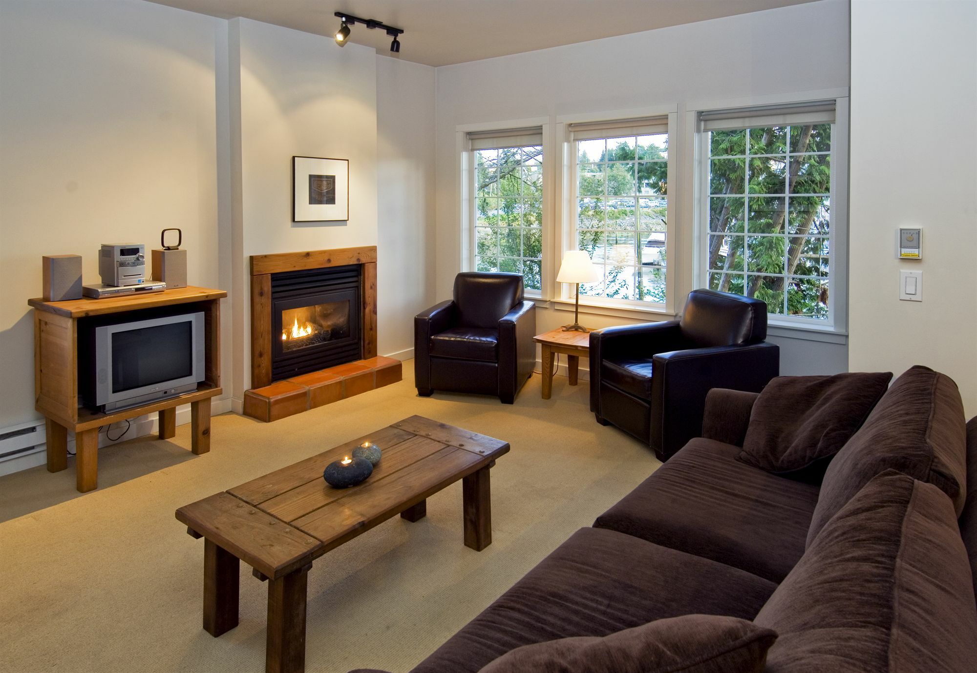 Waters Edge Shoreside Suites Ucluelet Bagian luar foto